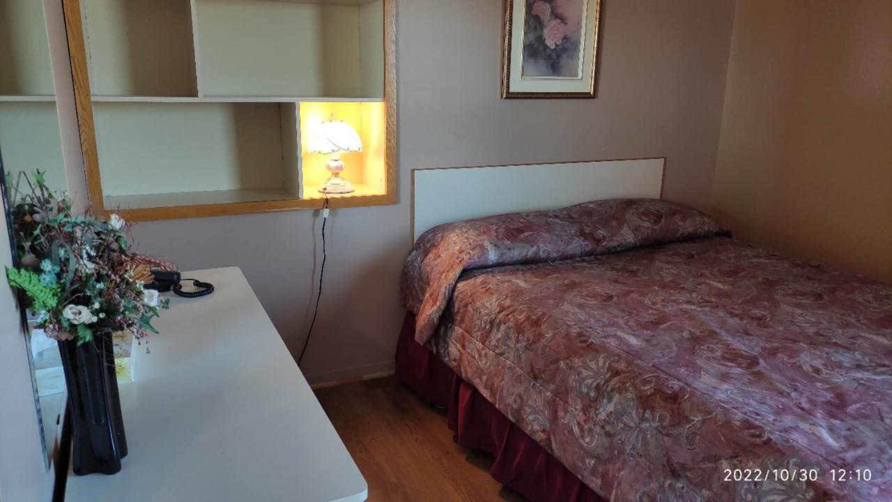 Motel Rayalco Laurier Station Zewnętrze zdjęcie